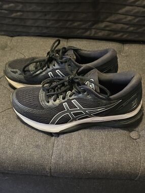 ASICS Black and White Women's Athletic Running Shoes